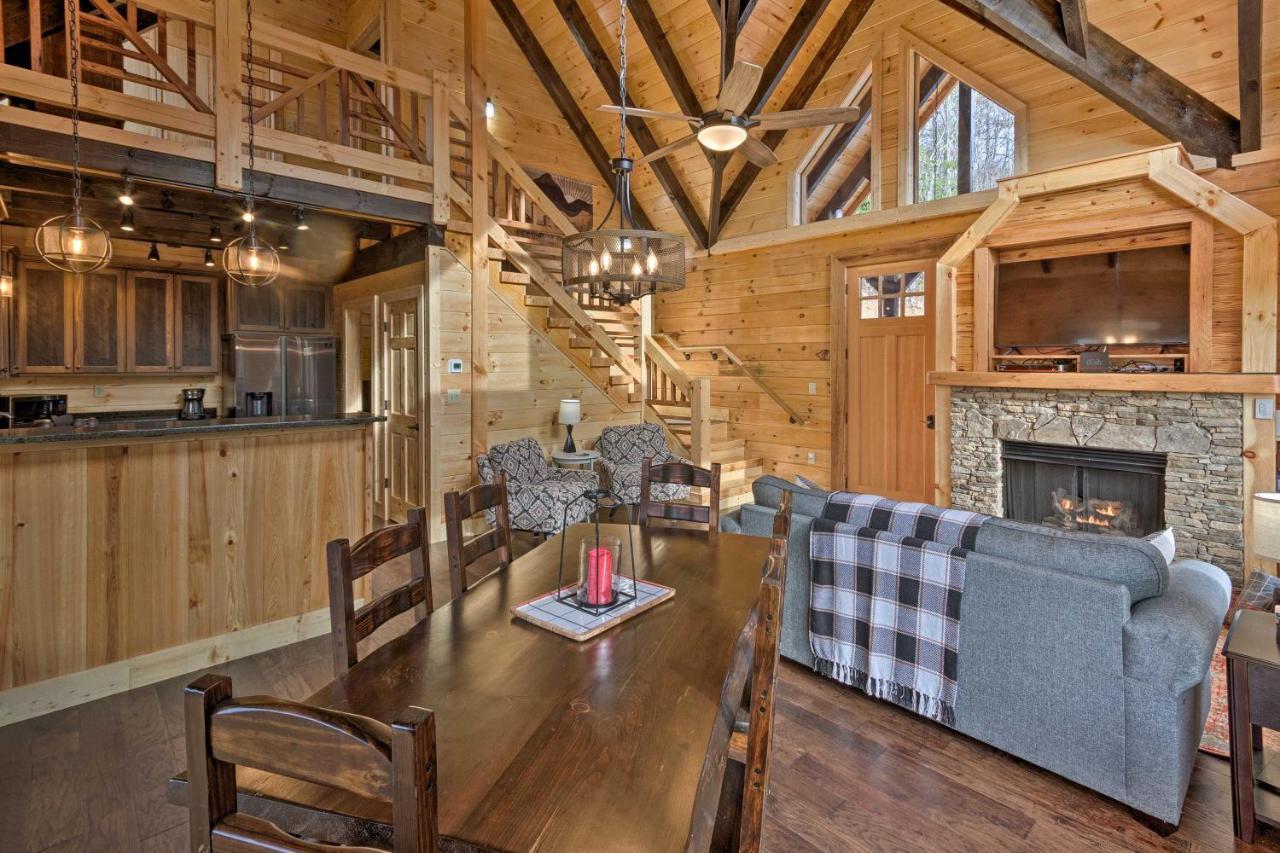 ברייסון סיטי Hilltop Cabin On 5 Acres With Hot Tub And Waterfall! מראה חיצוני תמונה