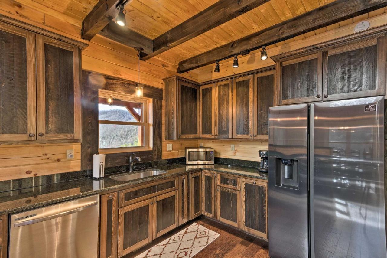 ברייסון סיטי Hilltop Cabin On 5 Acres With Hot Tub And Waterfall! מראה חיצוני תמונה